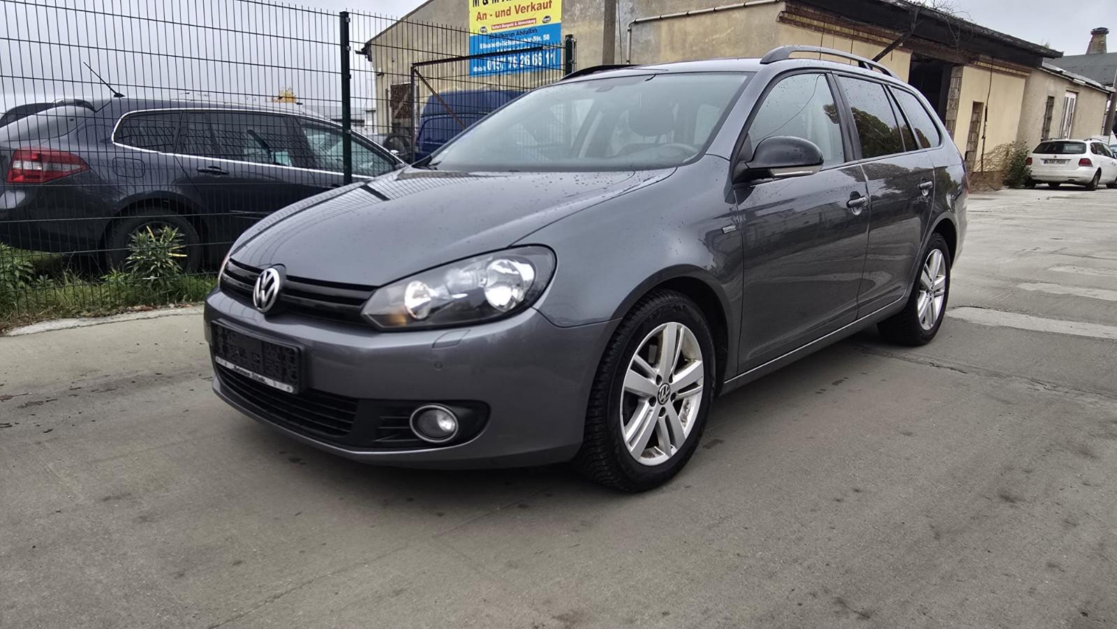Volkswagen Golf 2013 — вигляд ззаду