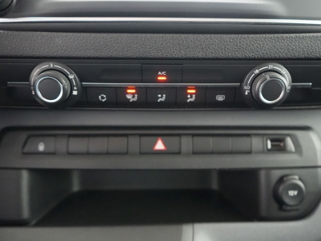 Vivaro C KOMBI M CDTI 9-SITZER+NAVI+SCHIEBETÜR R