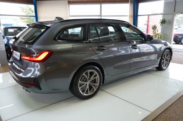 BMW 320 - 4