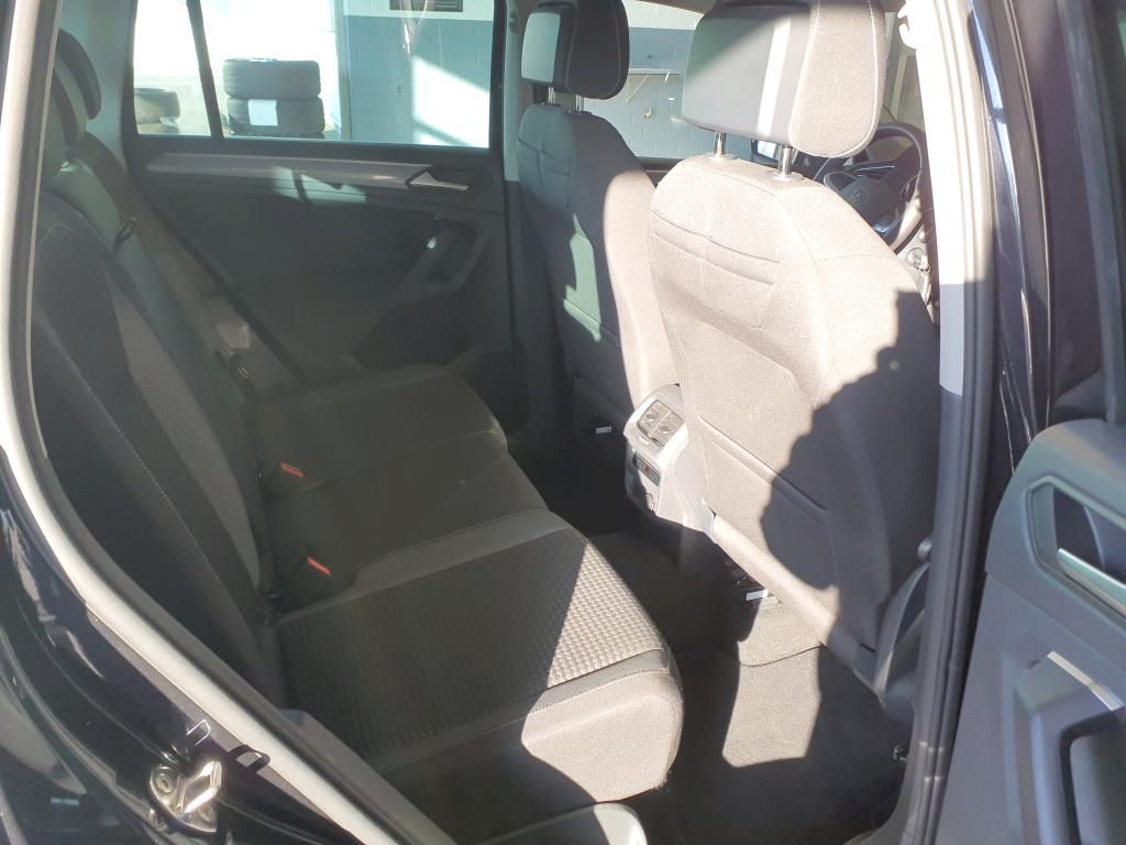 Fahrzeugabbildung Volkswagen Tiguan TSI Active DSG LED Navi ACC RFK SH 18"