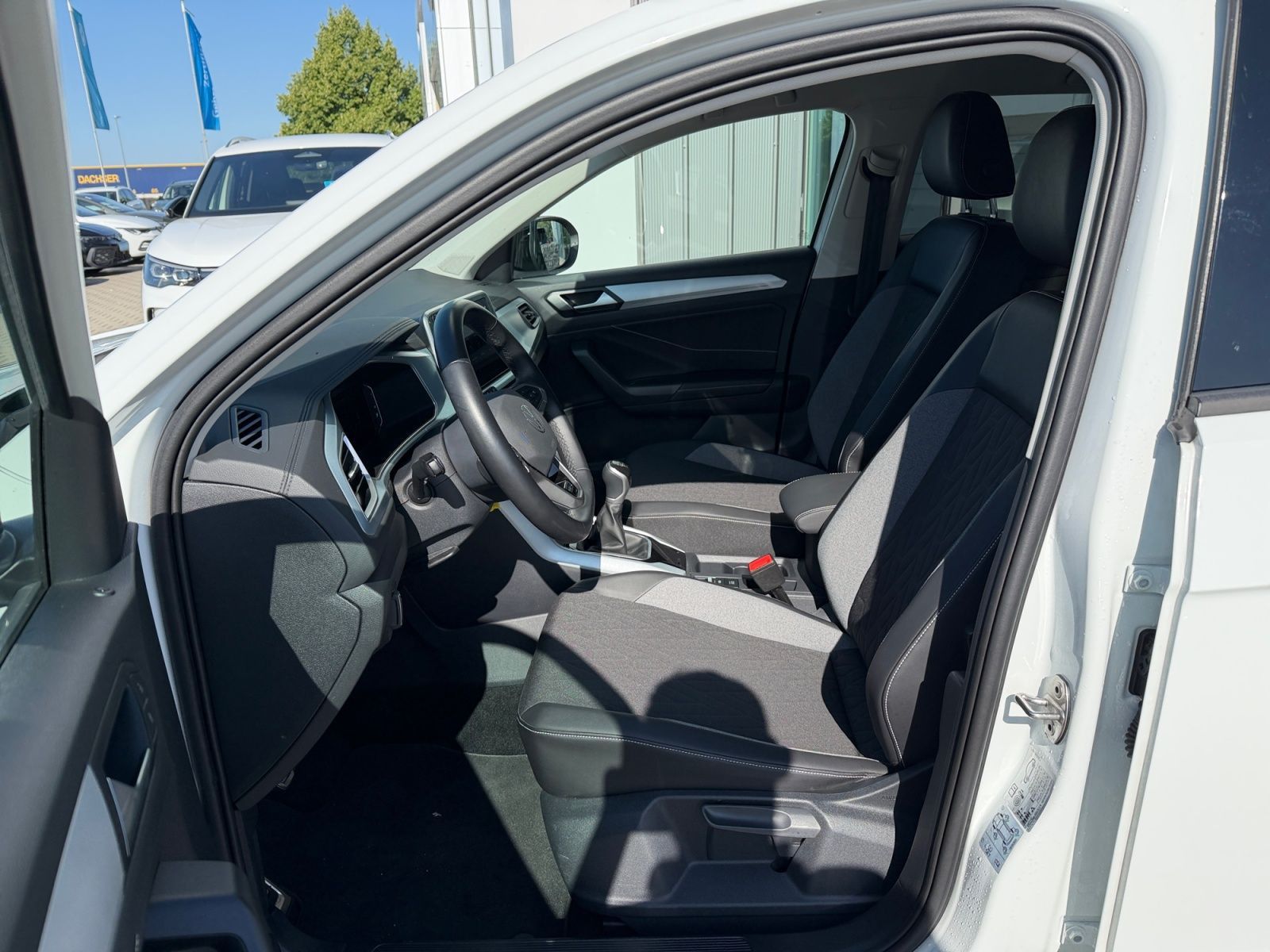 Volkswagen T-Roc - Bild 10