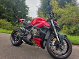 Ducati V4 Streetfighter Rizoma Carbon Edition Angebot!