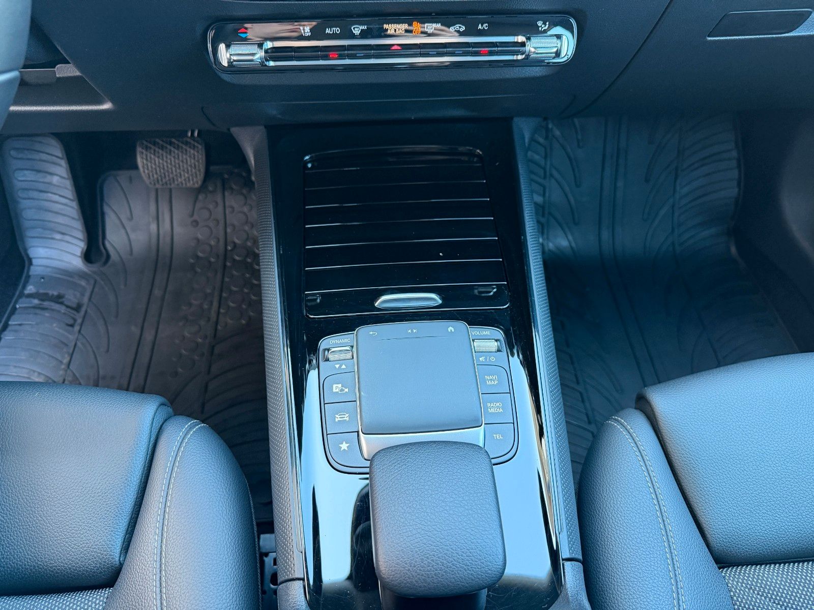 Fahrzeugabbildung Mercedes-Benz B 220 d Style R-Kamera+LED+Carplay+TOTW