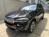 BMW X5 Baureihe M-Paket xDrive 40 d Individual Hagel - BMW X5 Gebrauchtwagen in München