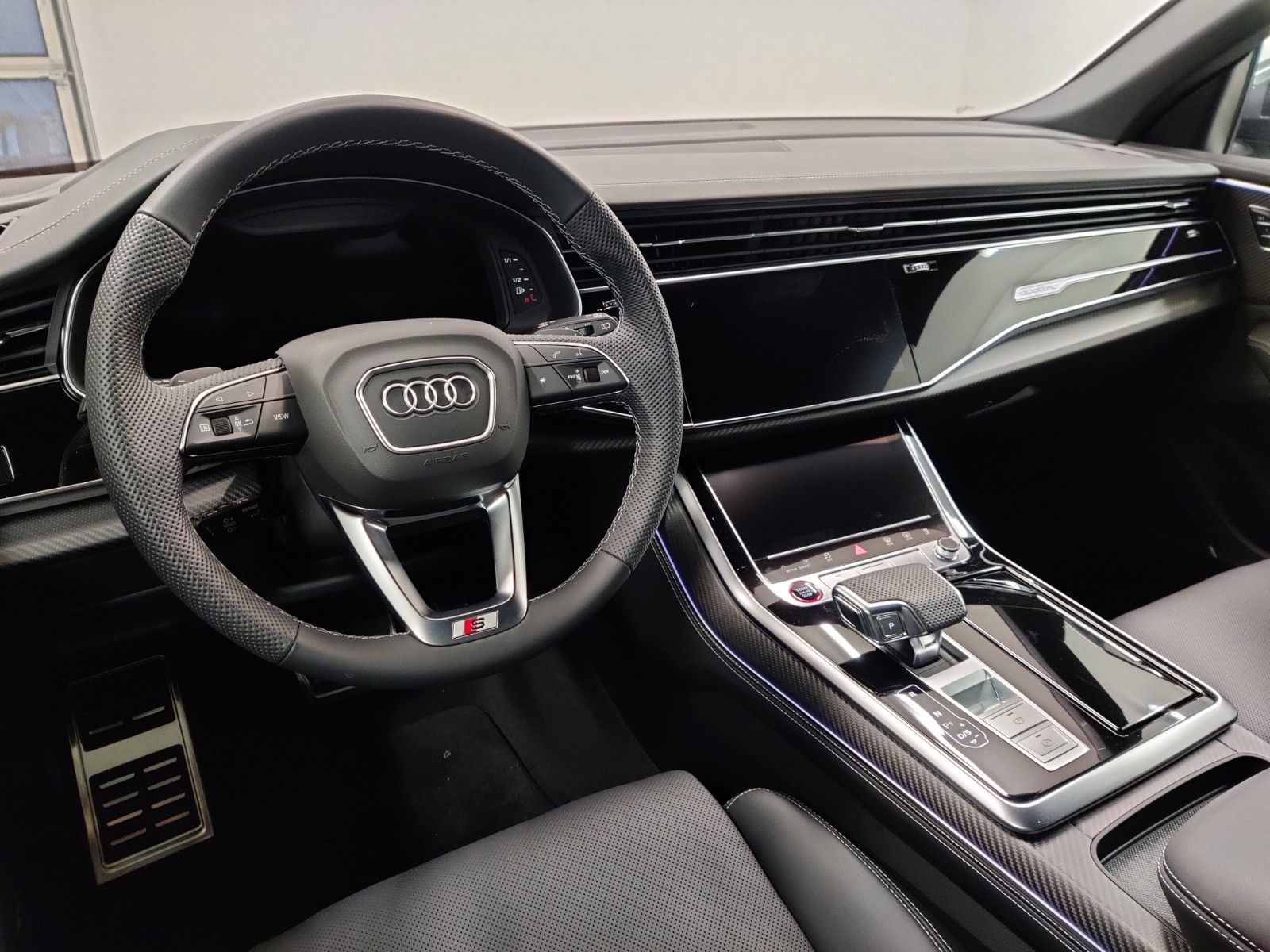 Audi SQ8 - Bild 9