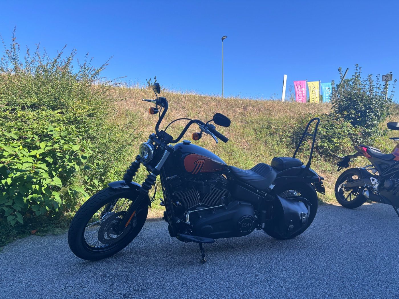 Fahrzeugabbildung Harley-Davidson Street Bob 114