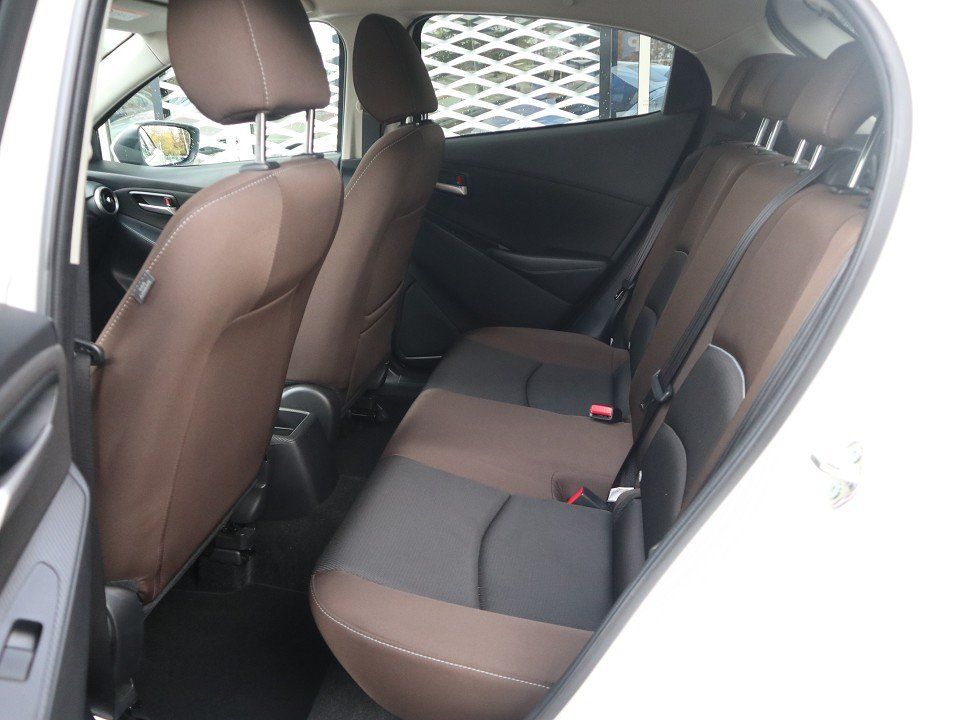 Fahrzeugabbildung Mazda 2 Exclusive-Line G-90 AT TOU-P1 ACAA SHZ BLUETOO