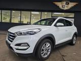 Hyundai Tucson blue Intro Edition 2WD Kamera/NAVI/BT/AHK