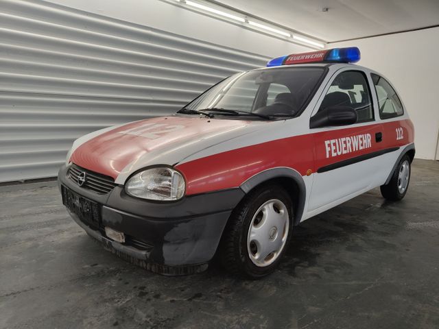 Opel Corsa 1.2 16V Feuerwehr 38000 km 1. Hand tatüta