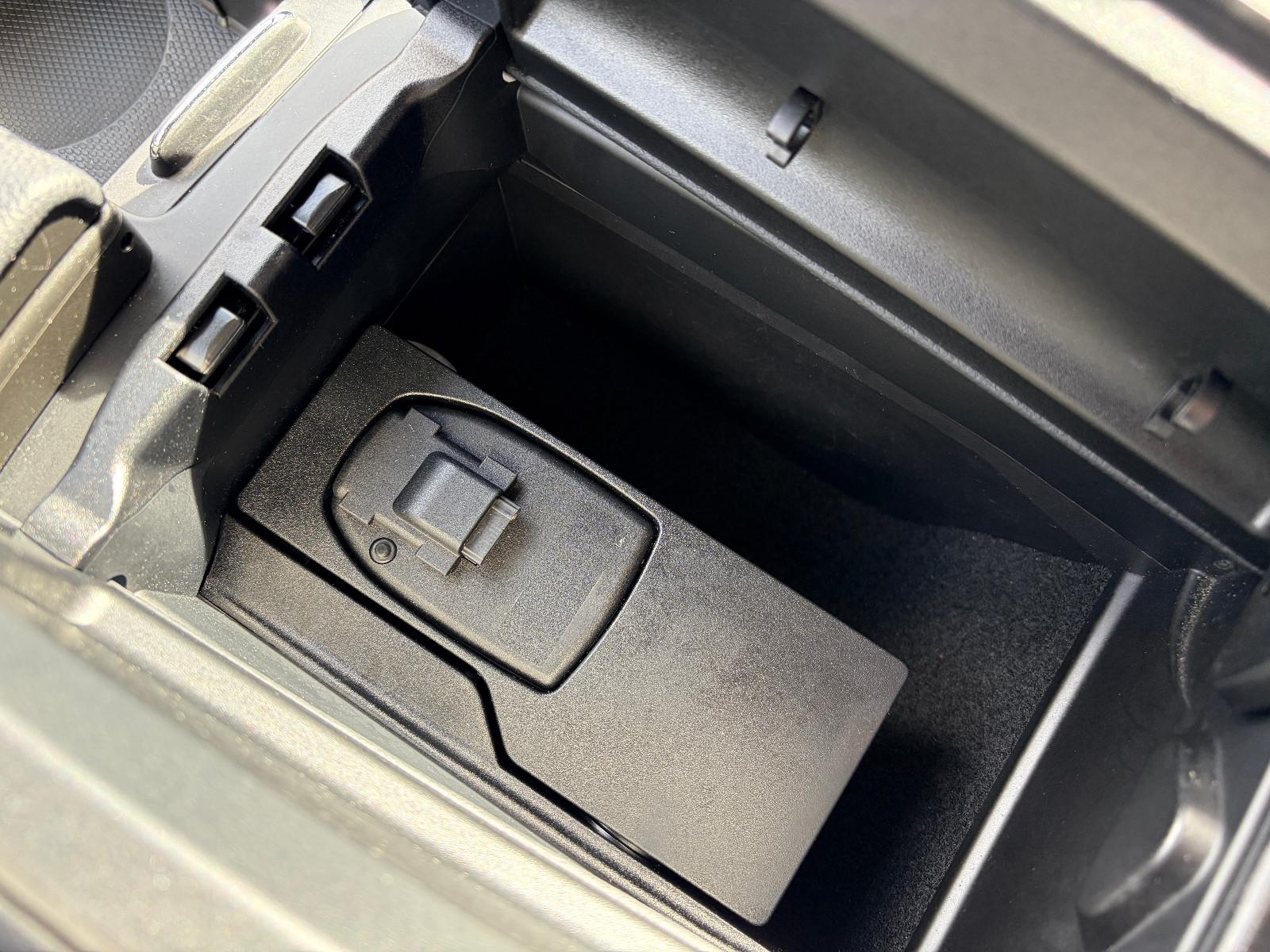 Mercedes-Benz E 200 CGI Cabrio Avantgarde Navi Leder Airscarf