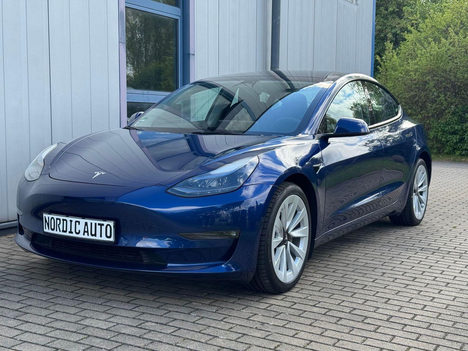 Tesla Model 3 Long Range Dual AWD + EAP + 8fachbereift