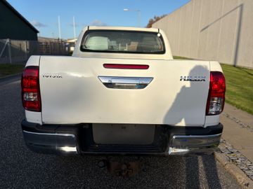 Toyota Hilux - 7