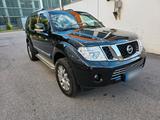 Nissan Pathfinder 6 Zylinder Diesel - Nissan Pathfinder von privat