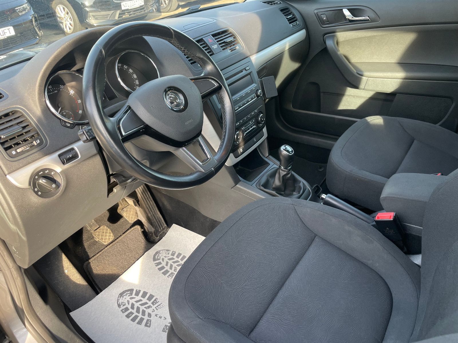 SKODA Yeti, 2014, Benzin, 105 PS