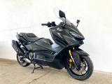 Yamaha T-Max 560 Tech Max 2023 mit Sozius Sitzheizung - YAMAHA S MAX