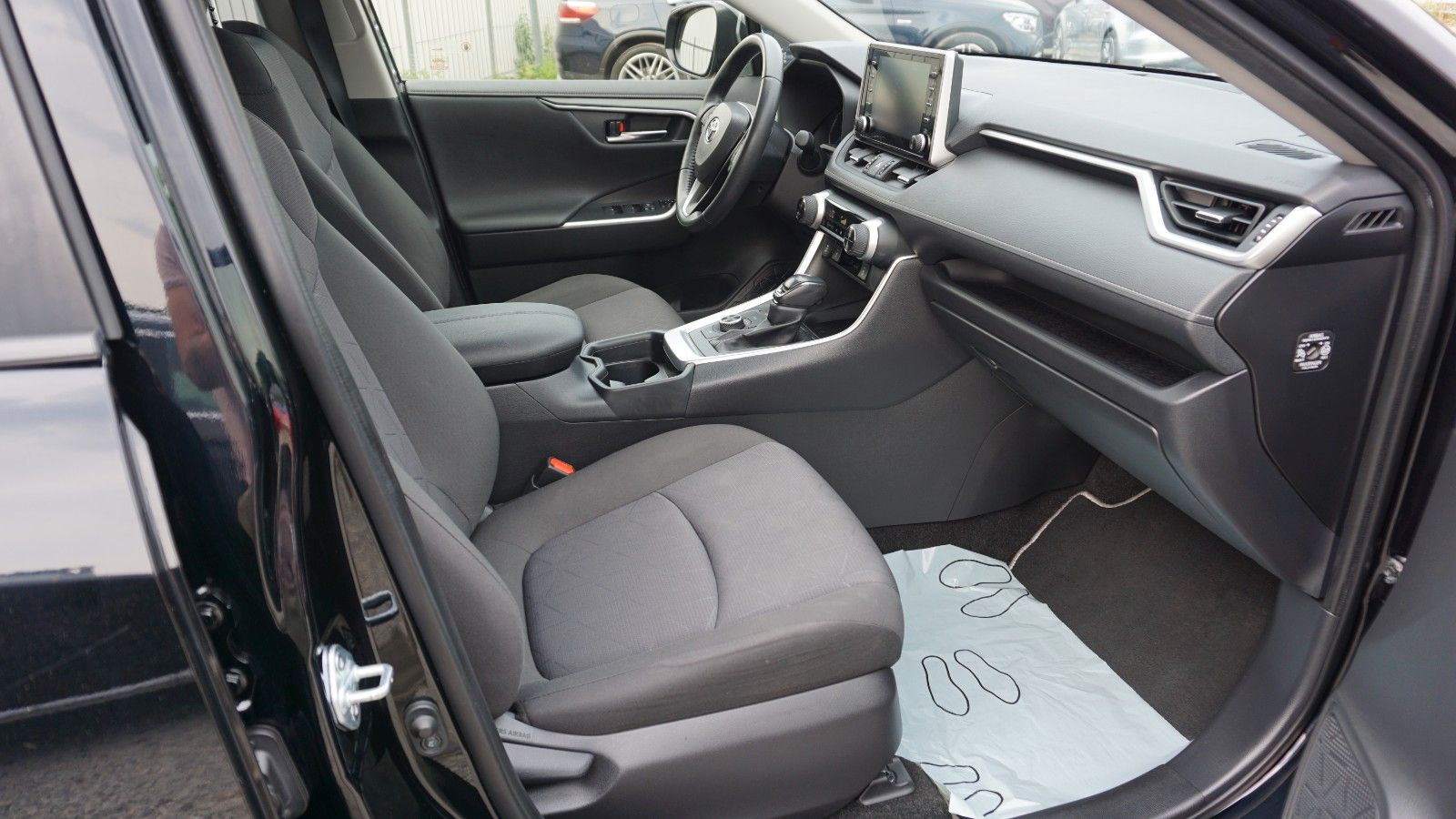 Fahrzeugabbildung Toyota RAV4 Hybrid 4x4 Team Deutschland LED,ACC,SH,AHK
