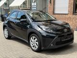 Toyota Aygo X Play *1.Hand/Design-Paket/Allwetter* - Toyota Aygo (X) in Saarbrücken