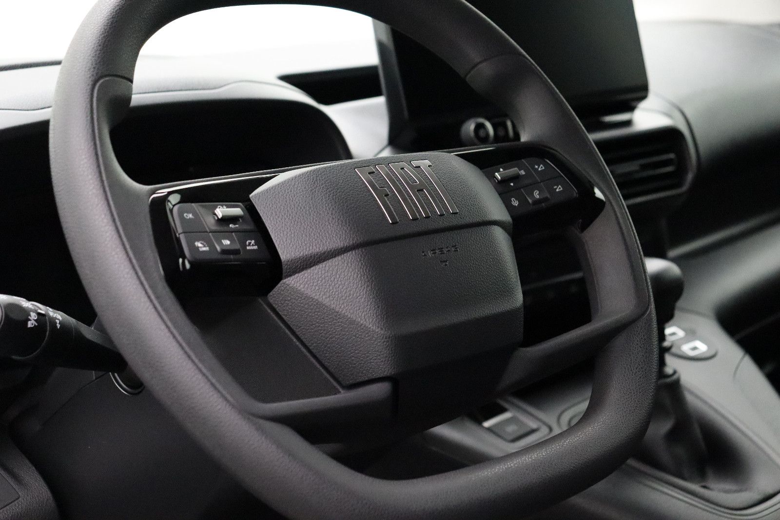 Fahrzeugabbildung Fiat Doblo Kastenwagen L2 1.5 BlueHDi 75 kW MT6