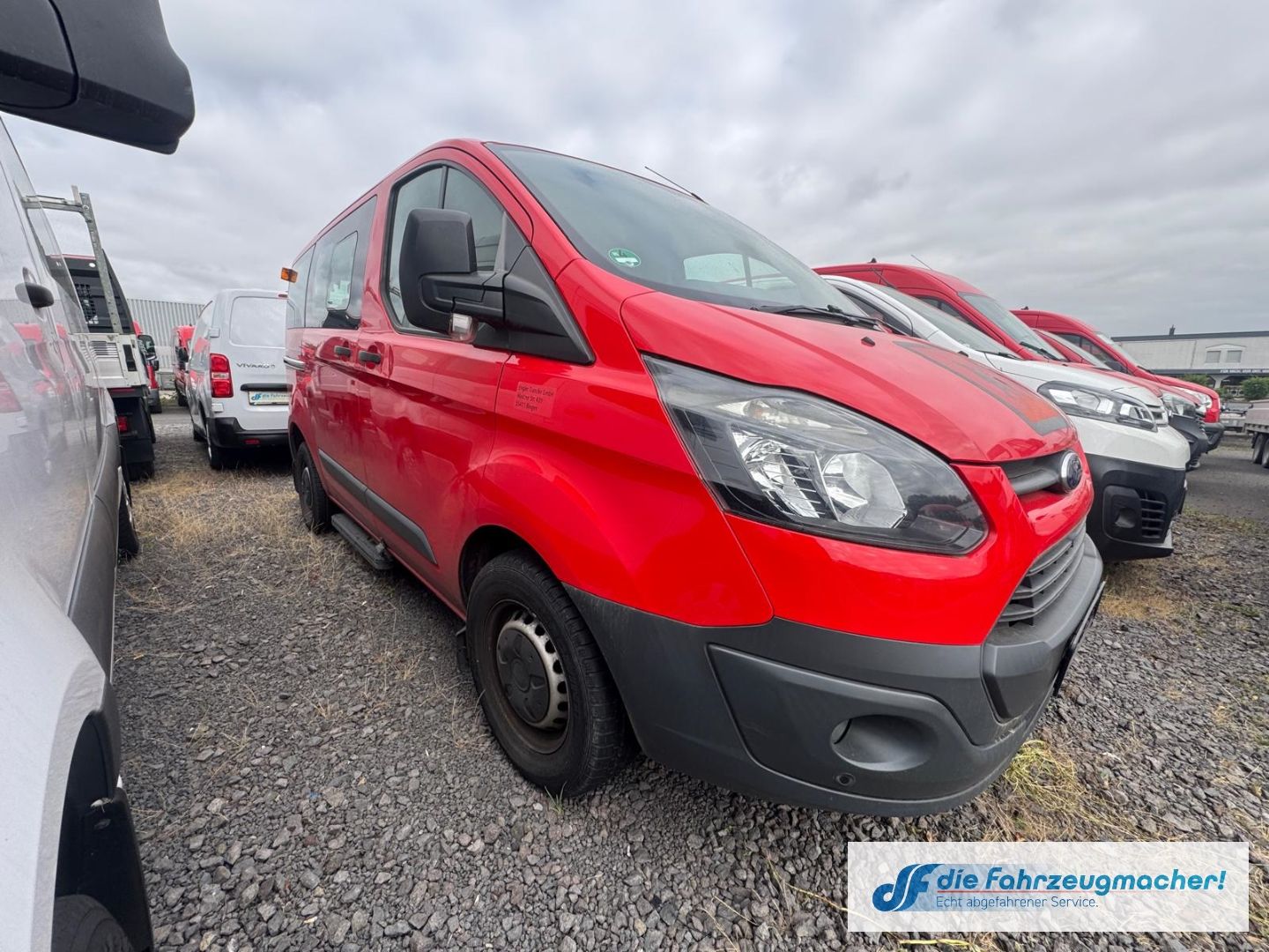 Fahrzeugabbildung Ford Transit Custom Tourneo 300 L1 *TURBOSCHADEN*2352