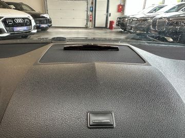 Mercedes-Benz C 200 *Tempo*Navi*Szhz*Pdc*