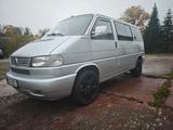 Volkswagen T4 Multivan - silberne Volkswagen T4 Multivan