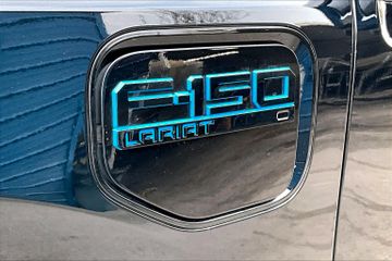 Ford 3xF150 Lightning Lariat  gr. Batterie im Vorlauf