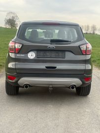 Ford Kuga - 8