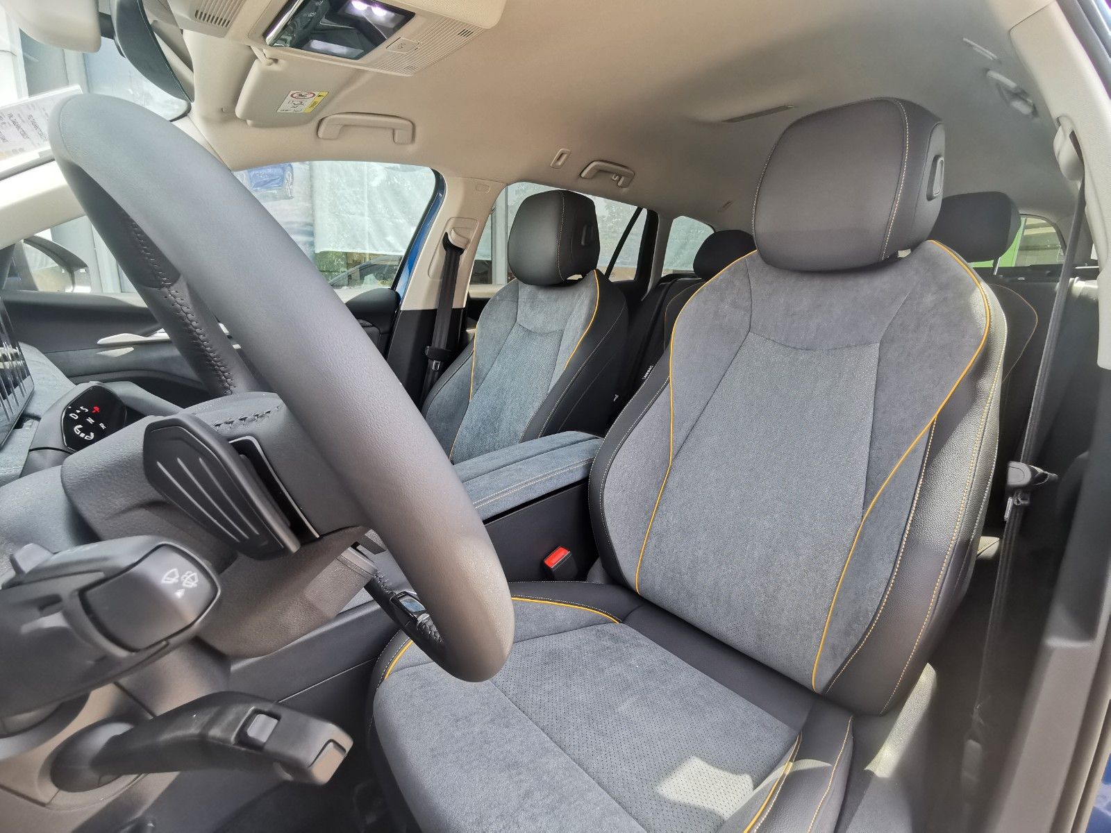 Fahrzeugabbildung SKODA Superb Combi Selection Klima Kamera