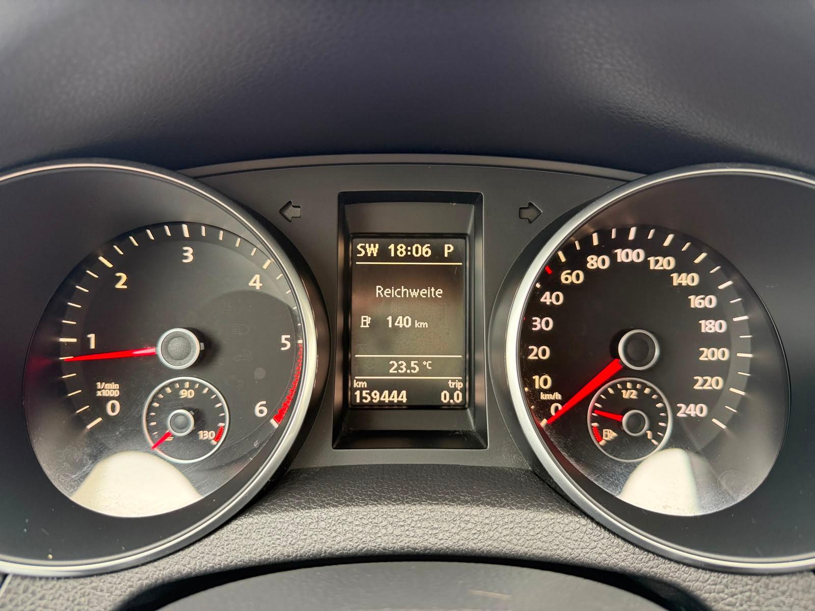 Volkswagen Golf 2009 — photo 23