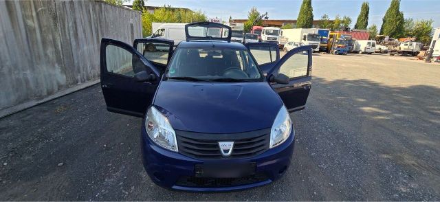 Dacia Sandero 1,2 Motor (sehr sparsam) 16V...