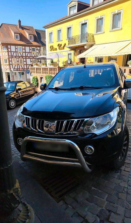 Image of Mitsubishi L200