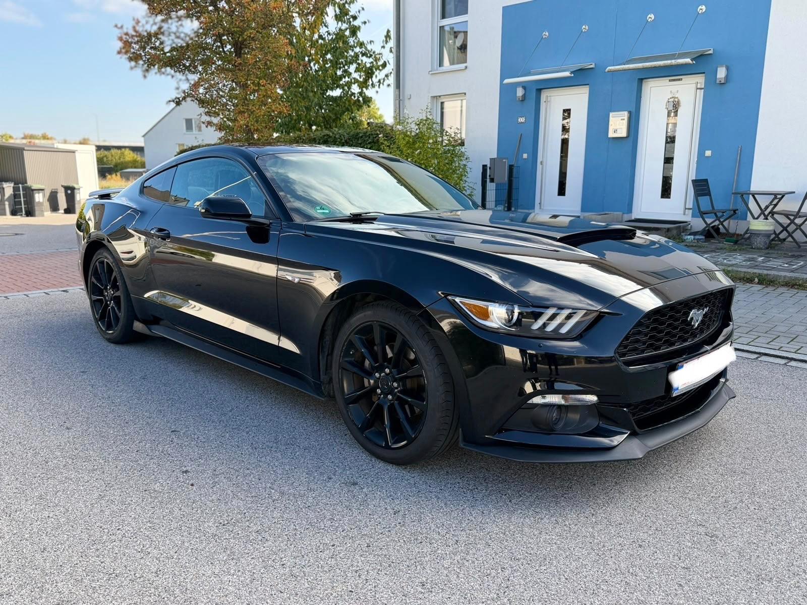 Ford Mustang Fastback 2.3 EcoBoost 310 ch – BVA – Cuir – Caméra – 88 000 km