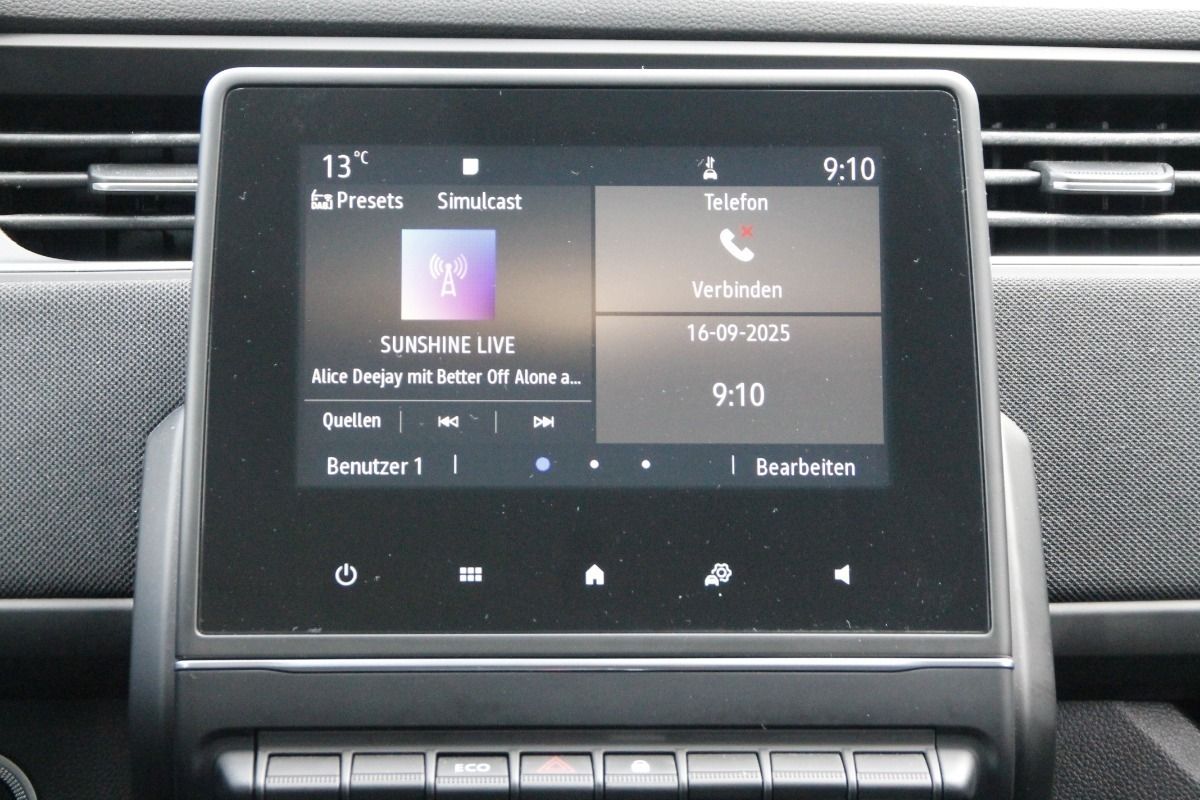 Fahrzeugabbildung Renault ZOE LIFE Batteriemiete Option auf BOSE-Paket