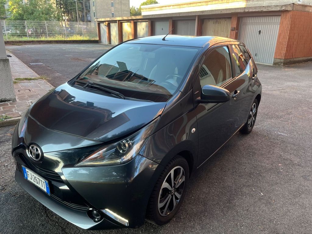 Image of Toyota Aygo (X)
