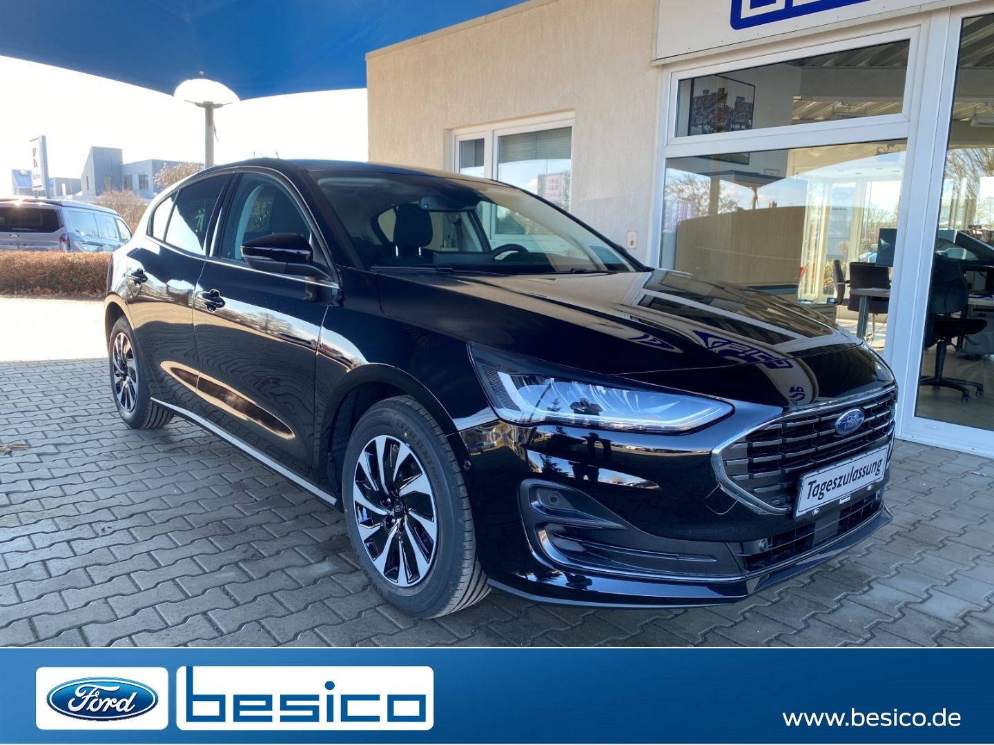 Ford Focus Titanium Edition+LED+PDC+iACC+NAV+DAB+BLIS