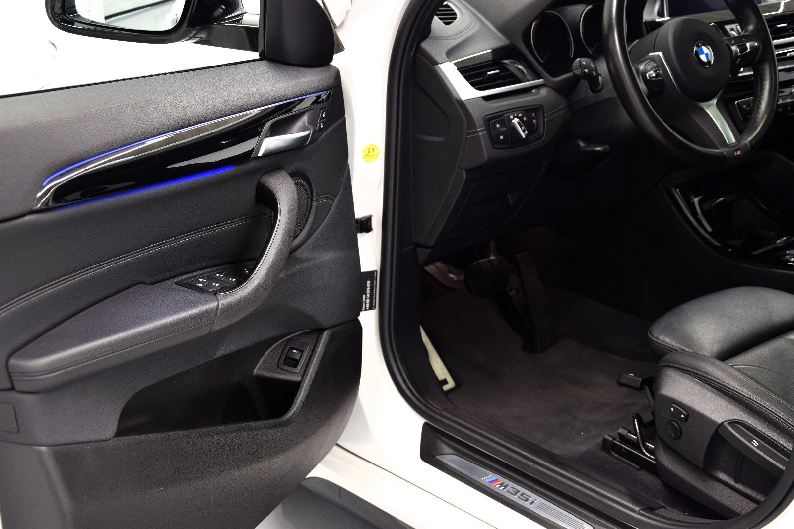 Fahrzeugabbildung BMW X2 M35i Voll-Leder LED Panorama Kamera Business