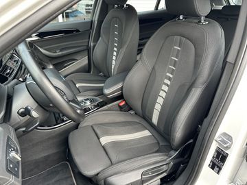 BMW X2 sDrive18i  LED RFK Navi Tempomat Klimaaut.