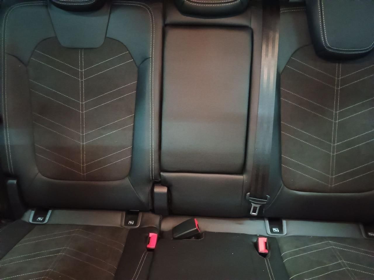 Fahrzeugabbildung Opel Grandland 1.2T GS Line - SONDERANGEBOT
