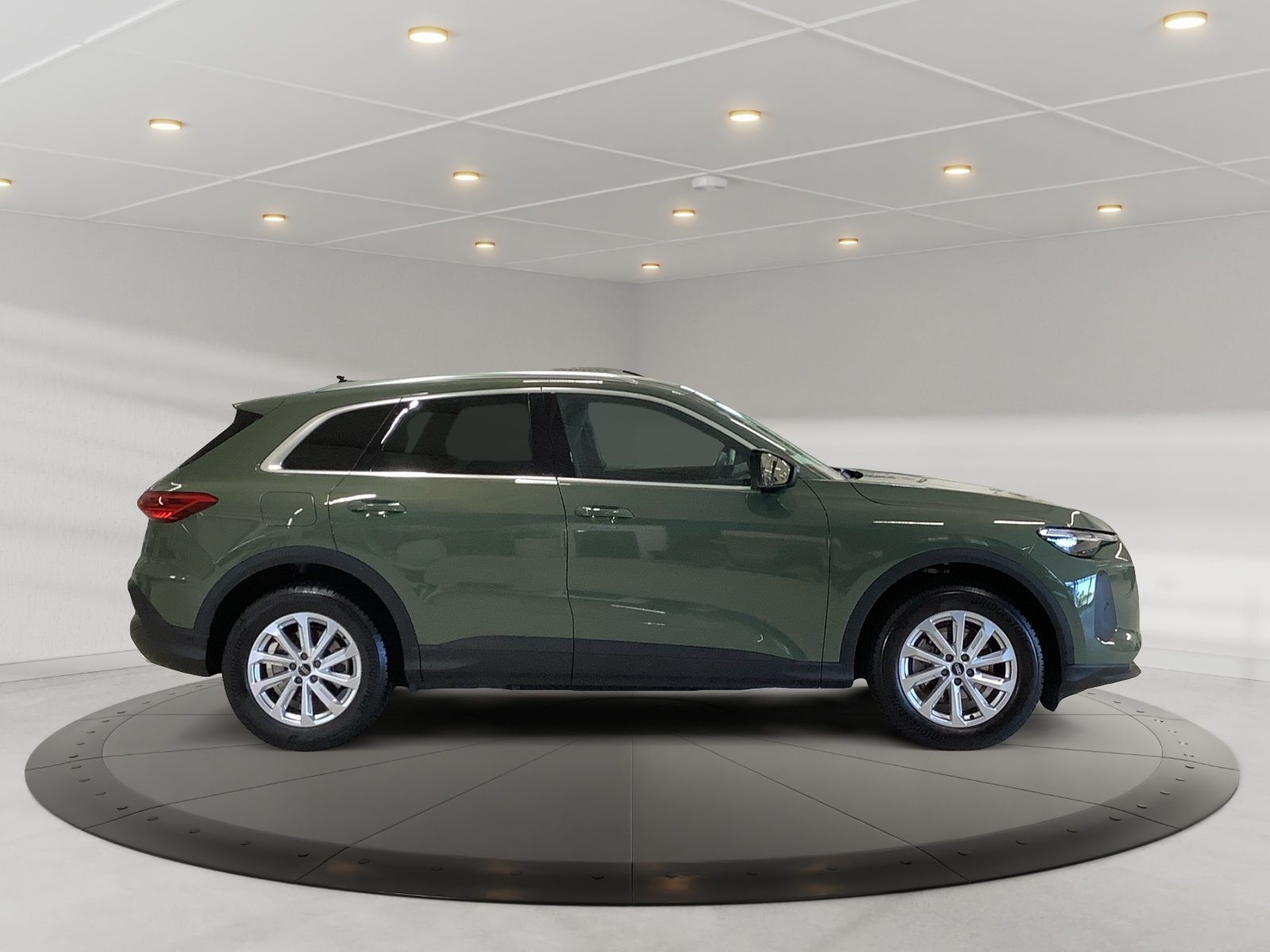 Q5 SUV TFSI 150 kW S tronic,AHZV,360° Kamera,Mat