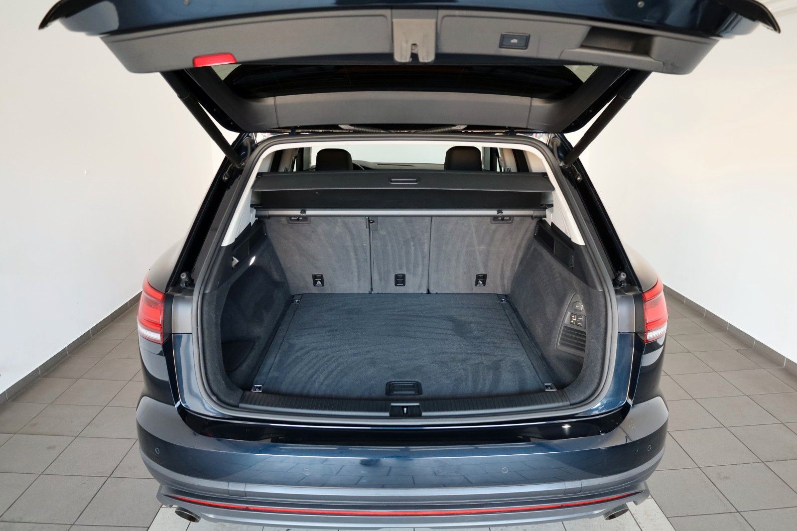 Fahrzeugabbildung Volkswagen Touareg 4M Leder,Navi,LED,4xSH,Kamera,el.AHK