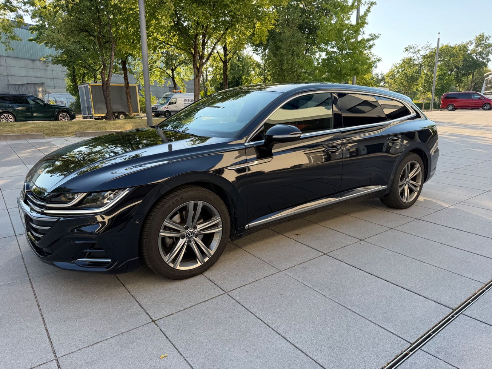 Volkswagen Arteon 2.0 TDI R-Line Digital Tacho LED AHK Navi