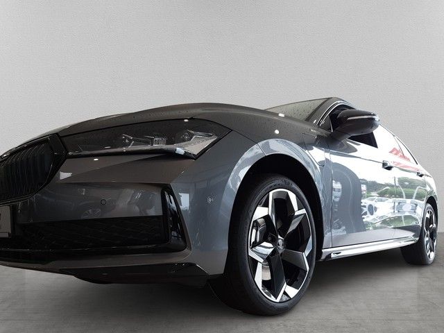 Fahrzeugabbildung Skoda Superb Combi Sportline iV AHK Matrix CANTON