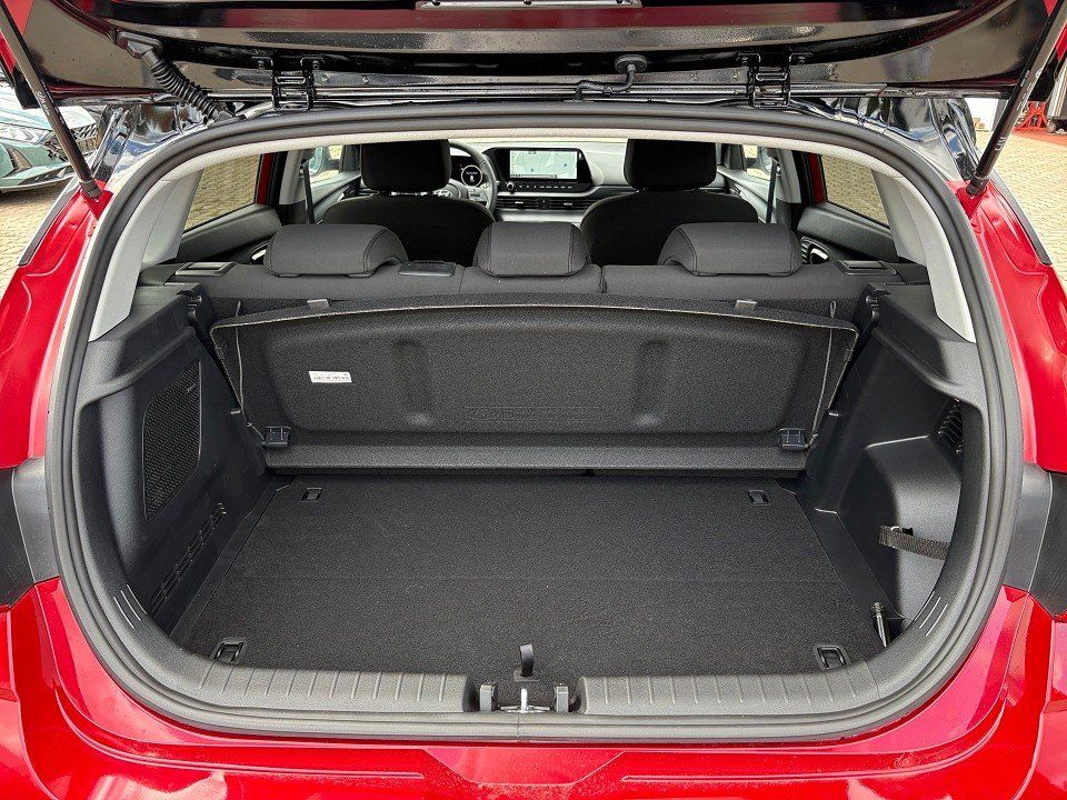 Fahrzeugabbildung Hyundai i20 1.0T 100PS Prime Dachlackierung