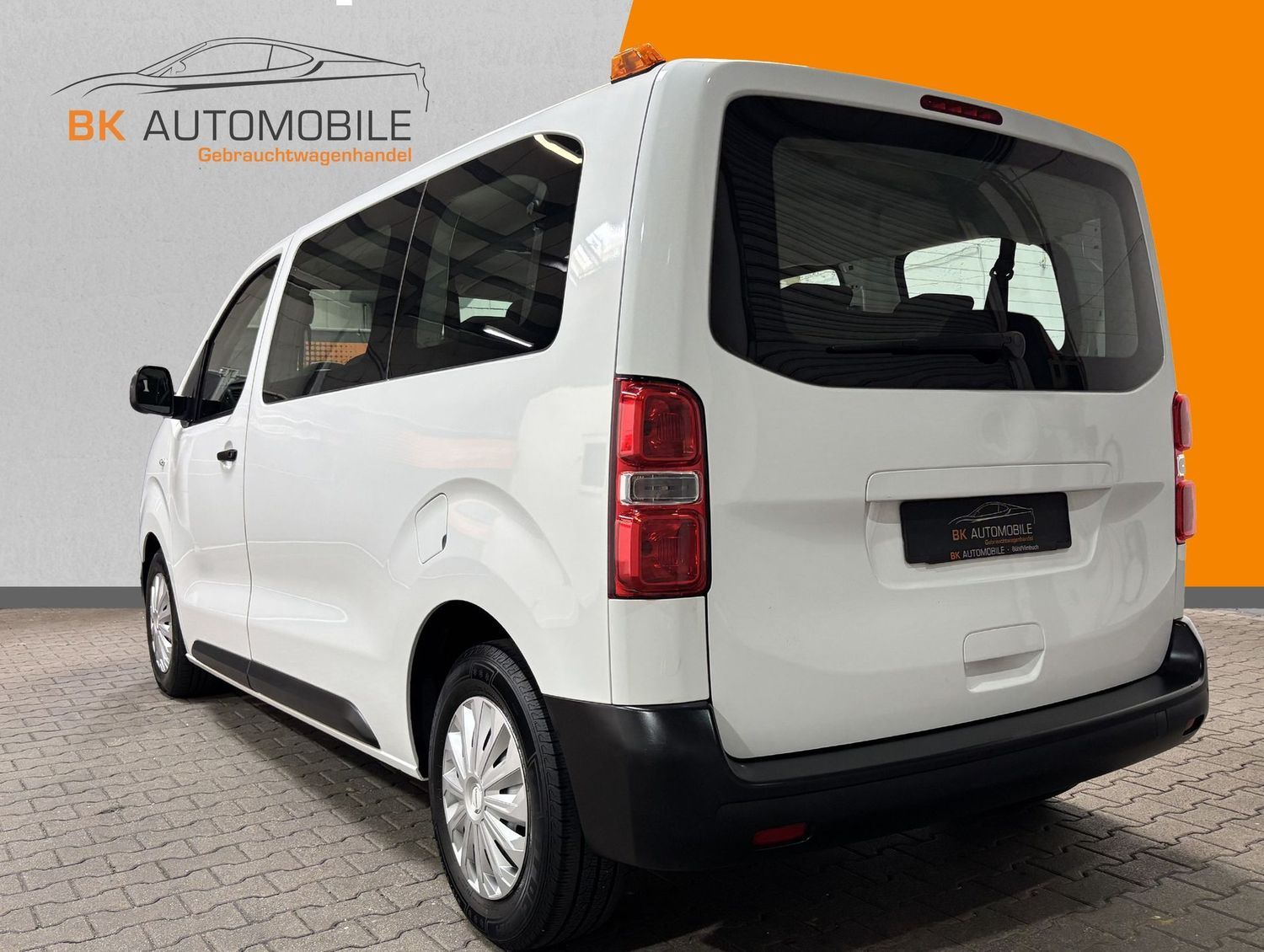 Fahrzeugabbildung Opel Vivaro 2.0D M L2#Klima#Tempomat.9Sitzer
