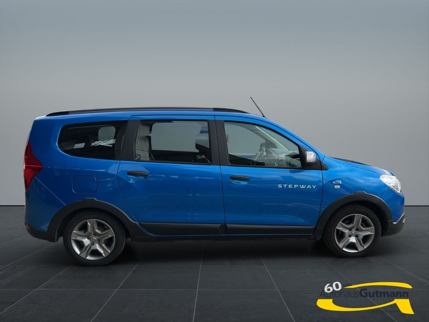 Fahrzeugabbildung Dacia Lodgy Stepway Plus 1.3 TCe 130 5 Sitzer Navi Rüc