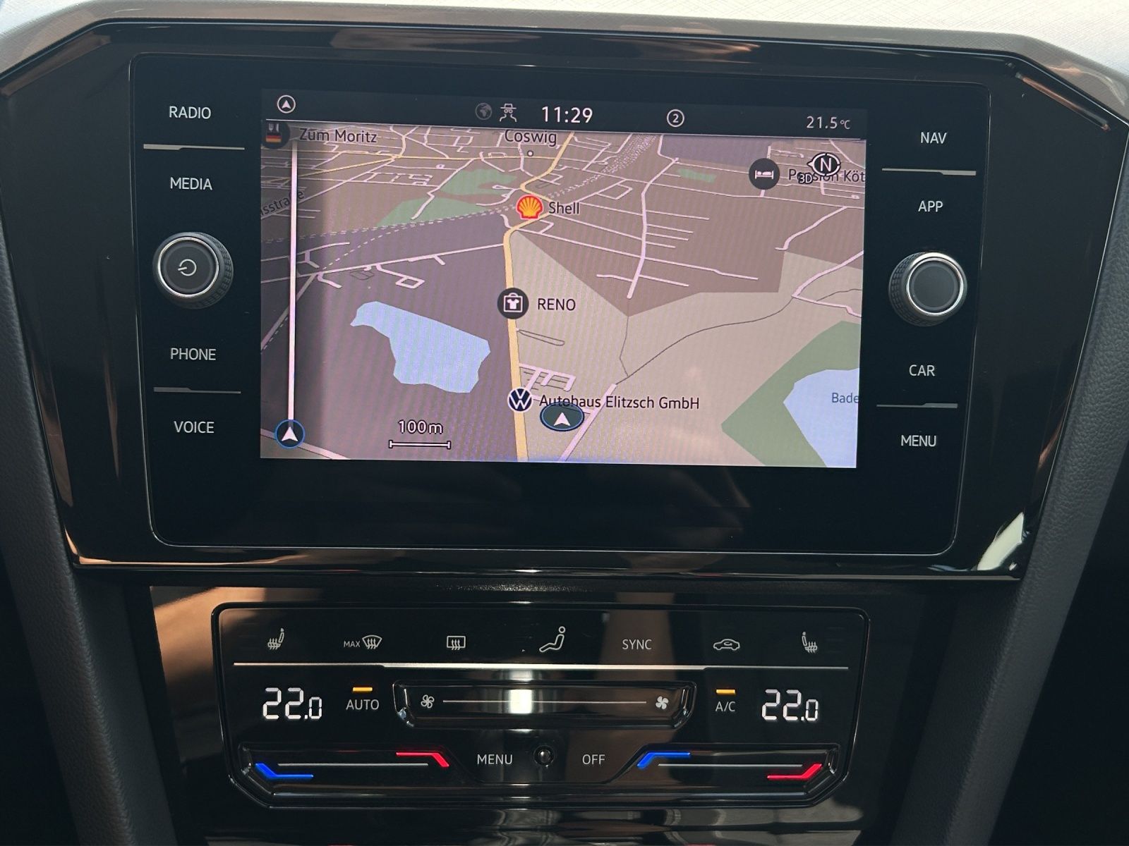 Fahrzeugabbildung Volkswagen Passat Variant TDI Business Matrix Navi ACC AID
