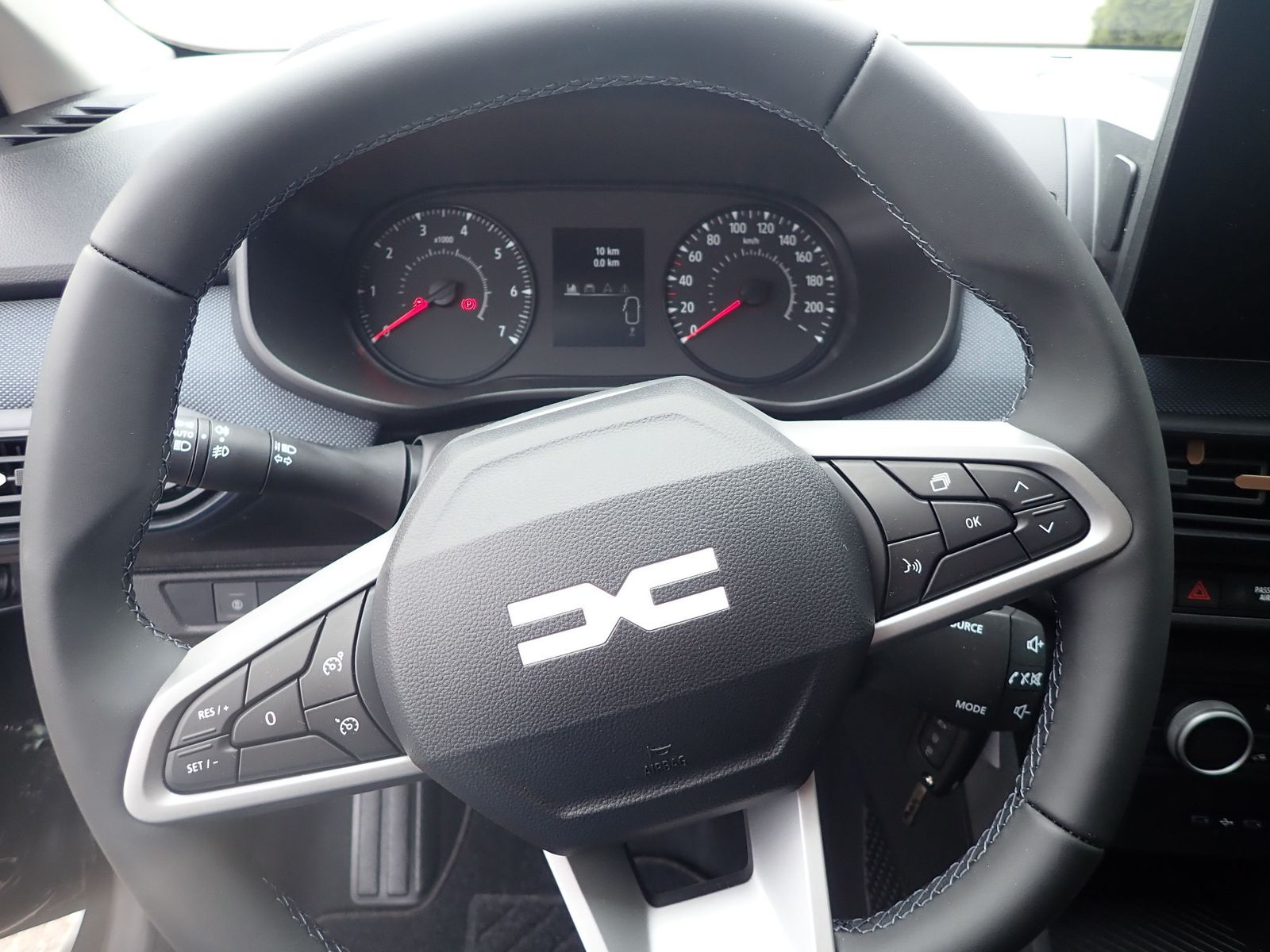 Fahrzeugabbildung Dacia Sandero Stepway Expression TCe 110