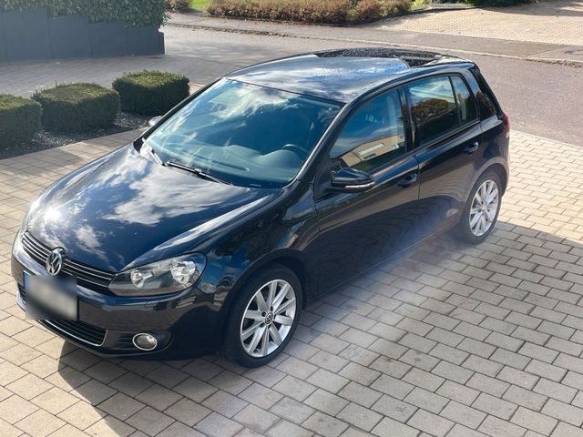 Volkswagen VW Golf VI, TSI mit 122PS, schwarz, Highline