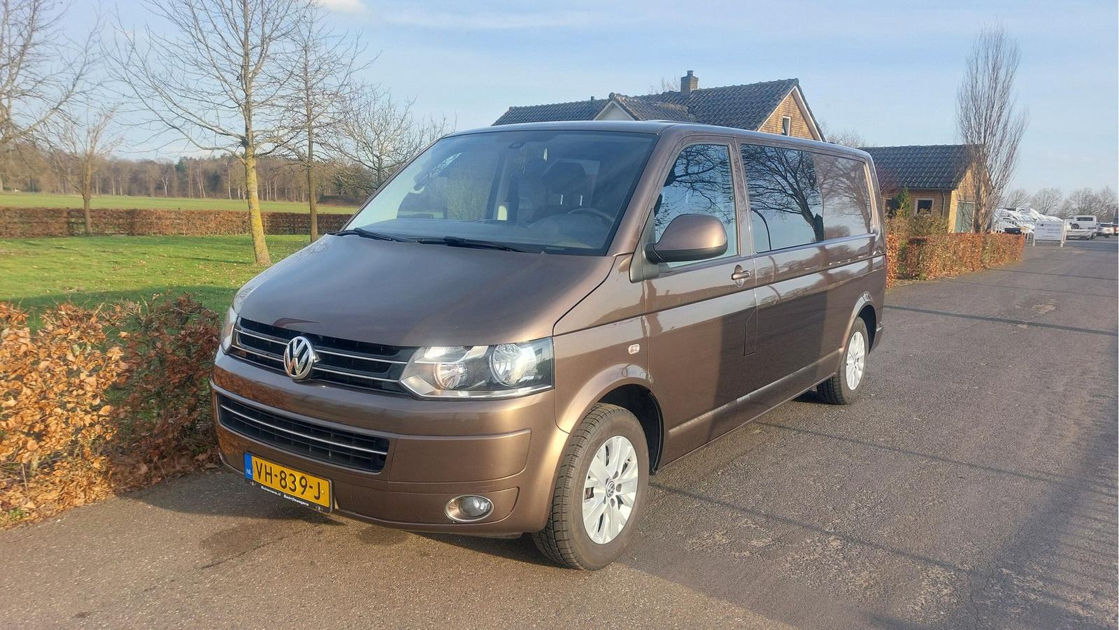 Volkswagen Transporter 2.0 TDI L2H1 BM DC Trendline AIRCO/N