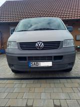 Volkswagen T5 Caravelle 2,5 TDI  9Sitze  Klima  131 PS  AHK - Volkswagen T5 Caravelle mit Diesel-Antrieb: Kleinbus, 1.9